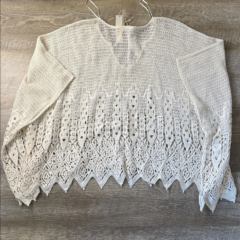 NWT LoveStitch Crochet Beige Bohemian Hippie Poncho One Size